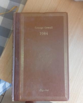 libro molto ma molto antico e di valore 