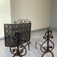 Parascintille ed alari per camino ferro battuto