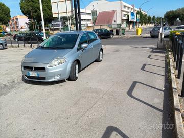 Fiat grande Punto 1300 diesel mjt perfetta a poco 