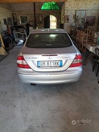 privato vende 