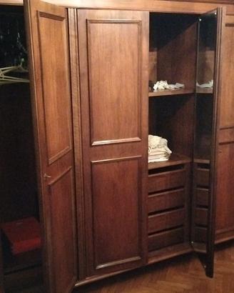 ARMADIO 6 ANTE IN LEGNO – STILE CLASSICO
