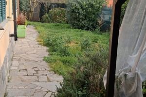 Villetta zona Teglia mq 70 + giardino posto auto