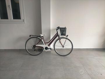 Acquistata e mai usata.