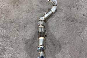 DOWNPIPE 200 CELLE GOLF GTI MK8