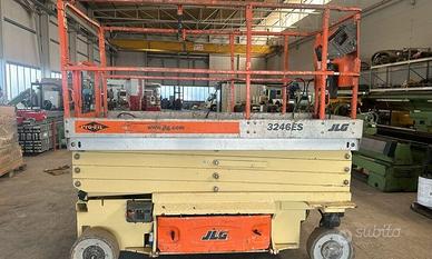 Piattaforma verticale a forbice JLG