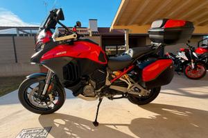 Multistrada V4S travel&radar