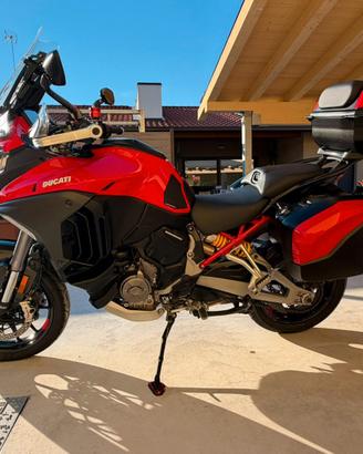Multistrada V4S travel&radar