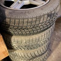 Gomme e cerchi in lega