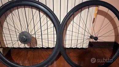 Ruote carbonio freni tradizionali