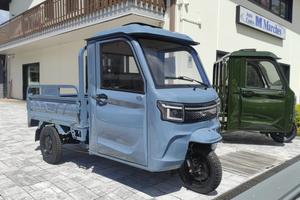 TRICICLO ELETTRICO CABINATO CASSONE RIBALTABILE