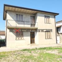 TAGLIO DI PO - CASA SINGOLA CON GIARDINO