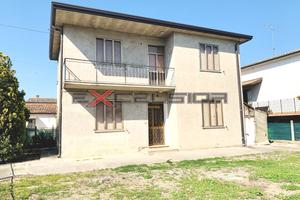 TAGLIO DI PO - CASA SINGOLA CON GIARDINO