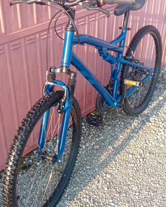 Bici Mountain bike ammortizzata per ragazzo