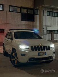 Jeep grand cherokee overland  perfette condizioni