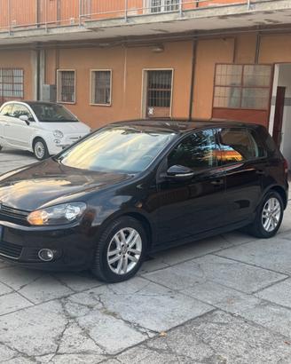 Volkswagen Golf 2.0 TDI 5p. 4MOTION Highline BlueM