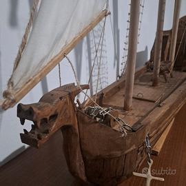galeone in legno 