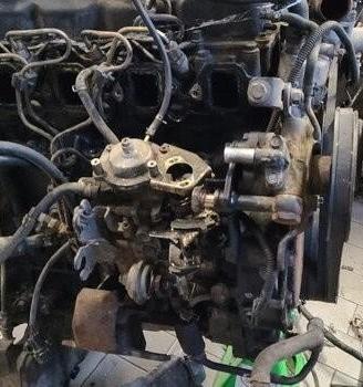 Motore 2.5 td25 nissan king cab anno 2001