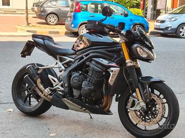 Speed Triple 1200 RS 