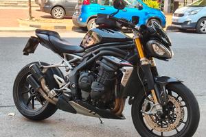 Speed Triple 1200 RS 