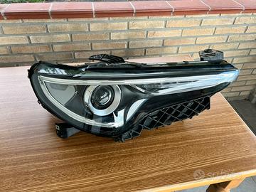 Faro destro Alfa Romeo Stelvio