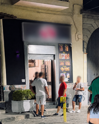 Locale commerciale 40 mq in piazza – Succivo