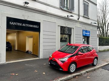 Toyota Aygo Connect 1.0 x-clusiv 72cv 5p *90000KM*
