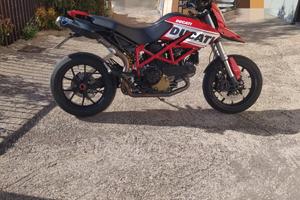 Hypermotard 1100