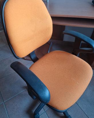 poltroncina regolabile in altezza 