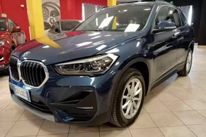 BMW X1 sDrive16d Business ** KM CERTIF. BMW **