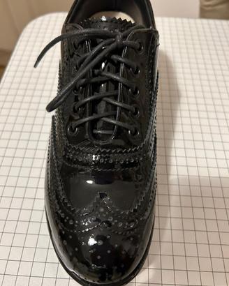 scarpe nere  vernice