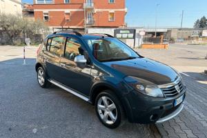 Dacia sandero stepway GPL Casa madre