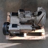 Cambio revisionato per Land Rover 88-109 serie 3