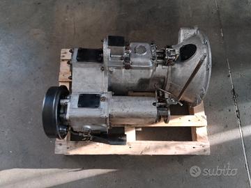 Cambio revisionato per Land Rover 88-109 serie 3