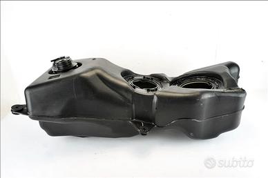 Honda GL 1800 Goldwing 12 16 serbatoio benzina