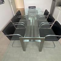 Tavolo Doge, Carlo Scarpa per Cassina  con 8 sedie