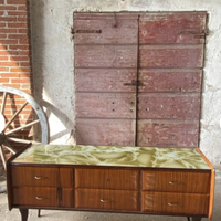 Sideboard con vetro marmificato