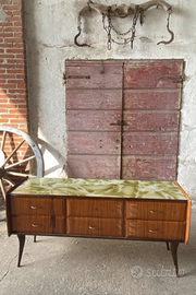 Sideboard con vetro marmificato