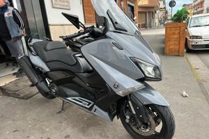 Yamaha TMAX 530