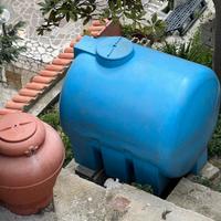 2 cisterne per acqua 
