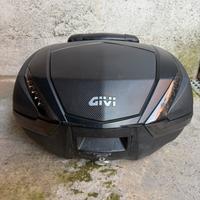 Bauletto Givi V 47 tech black con schienalino