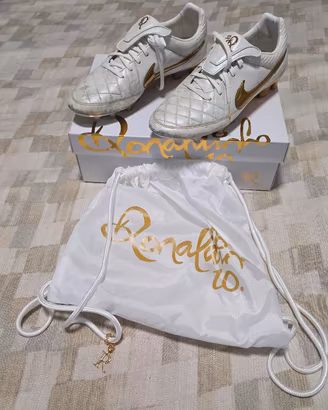 Scarpini Nike Tiempo SG Ronaldinho