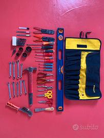 Attrezzi vari e fodero