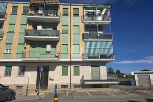 4 LOCALI A CARMAGNOLA