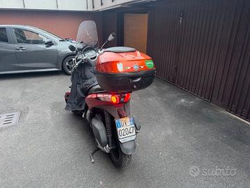 PIAGGIO MP3 YOURBAN 2011