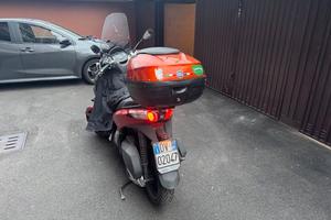 PIAGGIO MP3 YOURBAN 2011