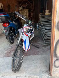 Motocross 50 a miscela marcia diretta prezzo trat