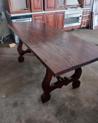 Tavolo in legno