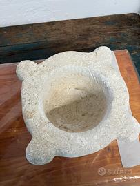 Antico mortaio in pietra di Vicenza