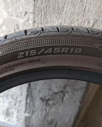 pneumatici 215/45/R18