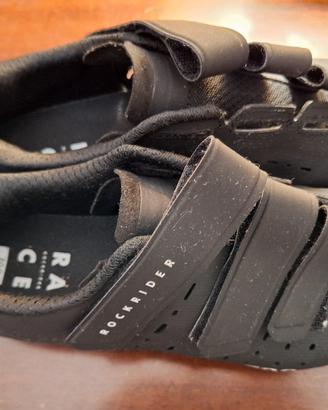 Scarpe mountain bike e pedali